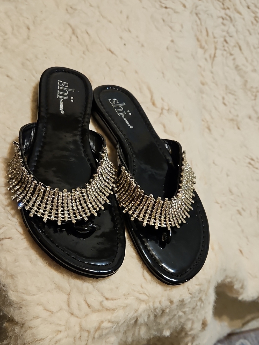 Shi by JOURNEYS Black patent sandals with Silver crystal fringe